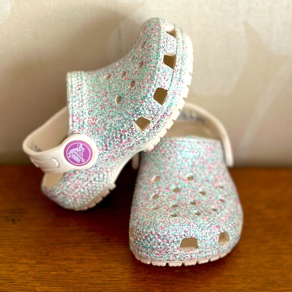 Toddler CROCS- multi glitter exterior - Picture 1 of 4